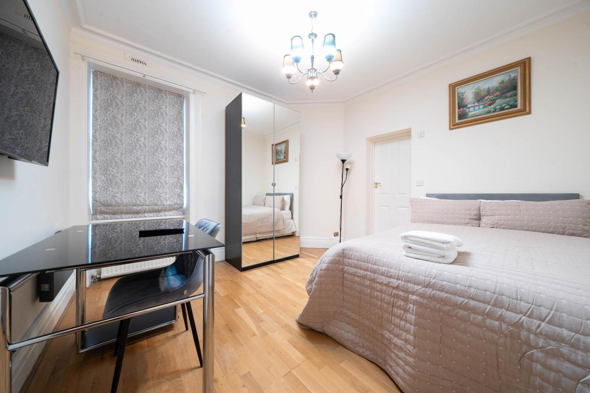 Habitación Doble Económica con baño compartido